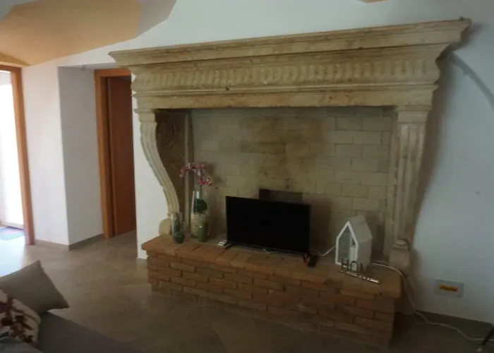 La Casa Di Edone Apartamento Monzambano